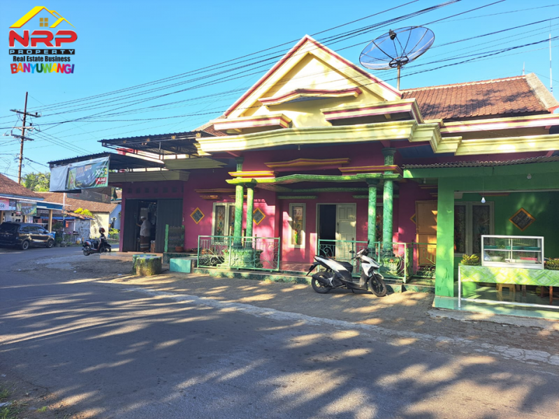 Dijual Rumah +Toko  Siap Huni di Donosuko , Badean - Banyuwangi  Dijual Rumah +Toko  Siap Huni di Donosuko , Badean - Banyuwangi  Dijual Rumah +Toko&nbsp; Siap Huni di Donosuko , Badean - Banyuwangi
Cocok Untuk Hunian dan Usaha

Fasilitas : Ruang Tamu, Ruang Keluarga, Ruang Usaha/Toko, NRP BANYUWANGI