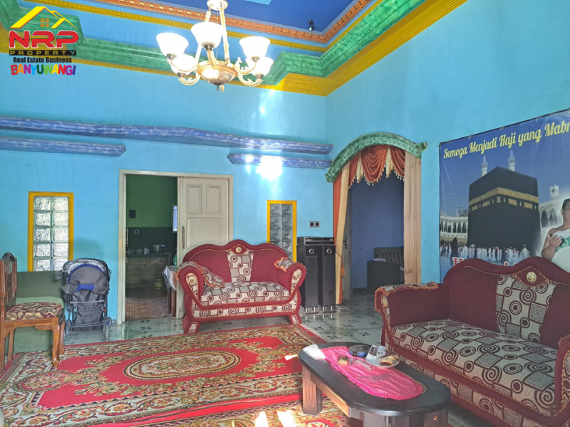 Dijual Rumah +Toko  Siap Huni di Donosuko , Badean - Banyuwangi  Dijual Rumah +Toko  Siap Huni di Donosuko , Badean - Banyuwangi  Dijual Rumah +Toko&nbsp; Siap Huni di Donosuko , Badean - Banyuwangi
Cocok Untuk Hunian dan Usaha

Fasilitas : Ruang Tamu, Ruang Keluarga, Ruang Usaha/Toko, NRP BANYUWANGI