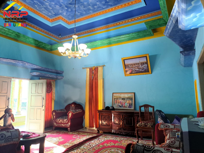 Dijual Rumah +Toko  Siap Huni di Donosuko , Badean - Banyuwangi  Dijual Rumah +Toko  Siap Huni di Donosuko , Badean - Banyuwangi  Dijual Rumah +Toko&nbsp; Siap Huni di Donosuko , Badean - Banyuwangi
Cocok Untuk Hunian dan Usaha

Fasilitas : Ruang Tamu, Ruang Keluarga, Ruang Usaha/Toko, NRP BANYUWANGI