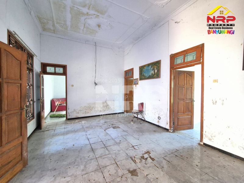 Dijual Tanah Bonus Bangunan di Ketapang - Banyuwangi  Dijual Tanah Bonus Bangunan di Ketapang - Banyuwangi  Dijual Tanah Bonus Bangunan di Ketapang - Banyuwangi&nbsp;
100 Meter dari JL. Lingkar Ketapang dan Jl. Utama Ketapang - Pelabuhan
Terletak di area Bisnis NRP BANYUWANGI