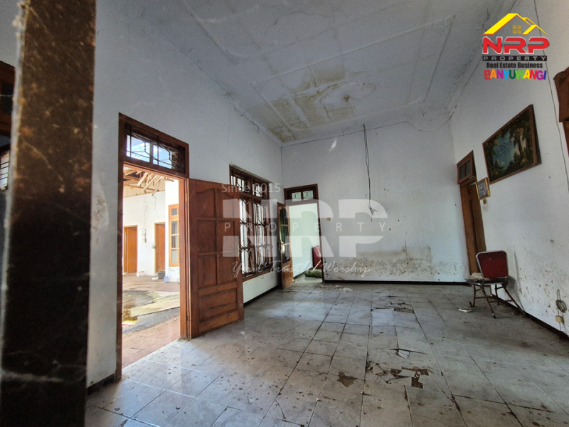Dijual Tanah Bonus Bangunan di Ketapang - Banyuwangi  Dijual Tanah Bonus Bangunan di Ketapang - Banyuwangi  Dijual Tanah Bonus Bangunan di Ketapang - Banyuwangi&nbsp;
100 Meter dari JL. Lingkar Ketapang dan Jl. Utama Ketapang - Pelabuhan
Terletak di area Bisnis NRP BANYUWANGI
