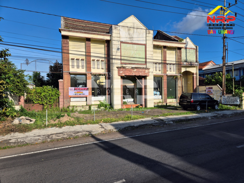 Dijual Tanah Bonus Bangunan di Simpang 4 Cungking - Banyuwangi  Dijual Tanah Bonus Bangunan di Simpang 4 Cungking - Banyuwangi  Dijual&nbsp;Tanah Bonus Bangunan di Simpang 4 Cungking - Banyuwangi&nbsp;
Lokasi sangat strategis cocok untuk di bangunan cafe, resto, bangunan NRP BANYUWANGI