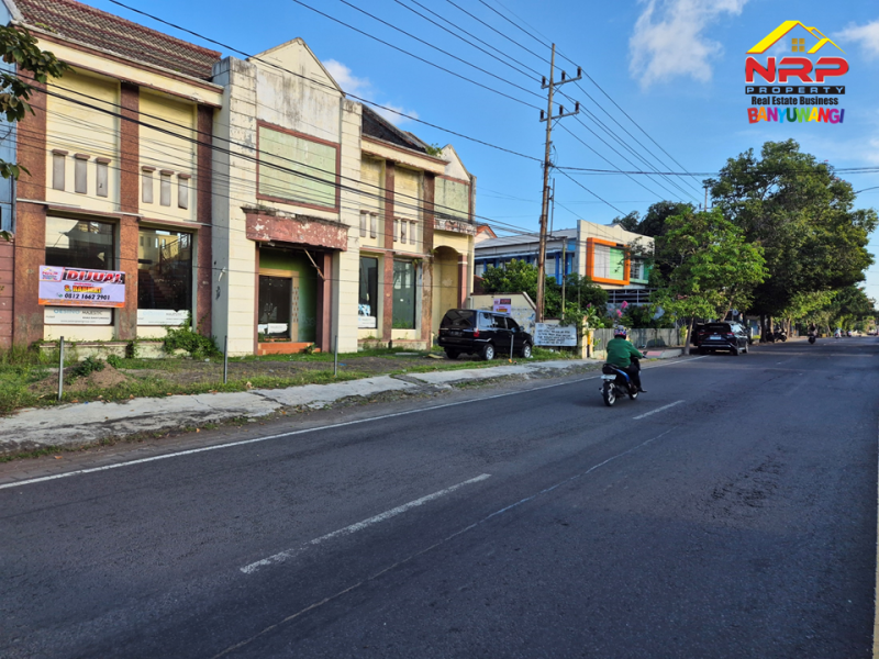 Dijual Tanah Bonus Bangunan di Simpang 4 Cungking - Banyuwangi  Dijual Tanah Bonus Bangunan di Simpang 4 Cungking - Banyuwangi  Dijual&nbsp;Tanah Bonus Bangunan di Simpang 4 Cungking - Banyuwangi&nbsp;
Lokasi sangat strategis cocok untuk di bangunan cafe, resto, bangunan NRP BANYUWANGI