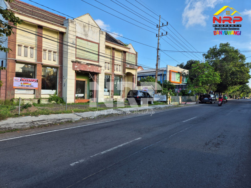 Dijual Tanah Bonus Bangunan di Simpang 4 Cungking - Banyuwangi  Dijual Tanah Bonus Bangunan di Simpang 4 Cungking - Banyuwangi  Dijual&nbsp;Tanah Bonus Bangunan di Simpang 4 Cungking - Banyuwangi&nbsp;
Lokasi sangat strategis cocok untuk di bangunan cafe, resto, bangunan NRP BANYUWANGI