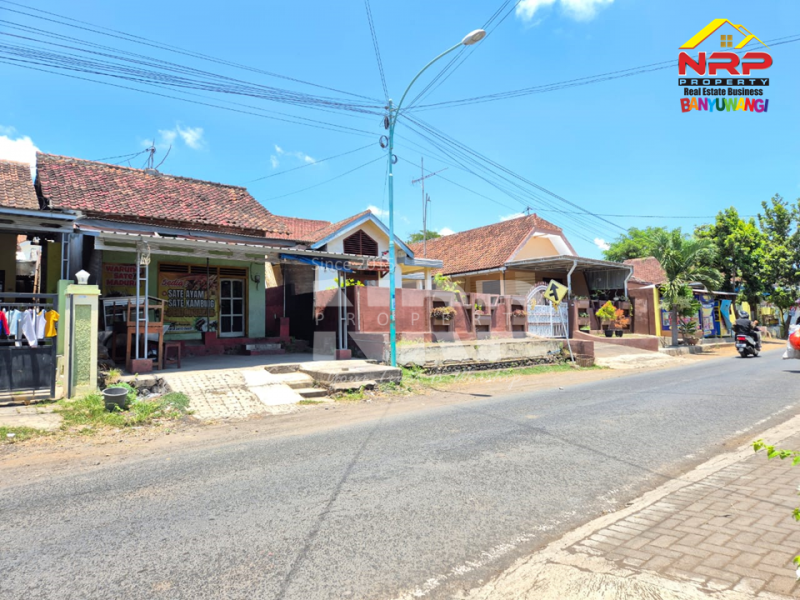 Dijual Tanah Bonus Bangunan di tepi Jl. Kalipuro - Banyuwangi  Dijual Tanah Bonus Bangunan di tepi Jl. Kalipuro - Banyuwangi  Dijual Tanah Bonus Bangunan di tepi Jl. Kalipuro - Banyuwangi&nbsp;
Dekat dengan pasar kalipuro, lapangan kalipuro
Sangat cocok untuk rumah hunian atau NRP BANYUWANGI