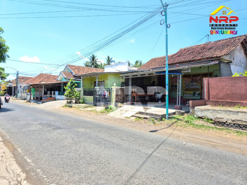 Dijual Tanah Bonus Bangunan di tepi Jl. Kalipuro - Banyuwangi  Dijual Tanah Bonus Bangunan di tepi Jl. Kalipuro - Banyuwangi  Dijual Tanah Bonus Bangunan di tepi Jl. Kalipuro - Banyuwangi&nbsp;
Dekat dengan pasar kalipuro, lapangan kalipuro
Sangat cocok untuk rumah hunian atau NRP BANYUWANGI