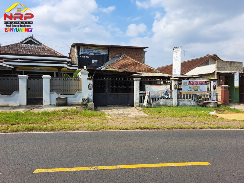 Dijual Tanah Bonus Bangunan di Tepi  JL. Raya Jember  - Banyuwangi  Dijual Tanah Bonus Bangunan di Tepi  JL. Raya Jember  - Banyuwangi  Dijual Tanah Bonus Bangunan di Tepi&nbsp; JL. Raya Jember&nbsp; - Banyuwangi&nbsp;
Lokasi strategis Berada di kawasan bisnis dan pertokoan.&nbsp;
Dekat NRP BANYUWANGI