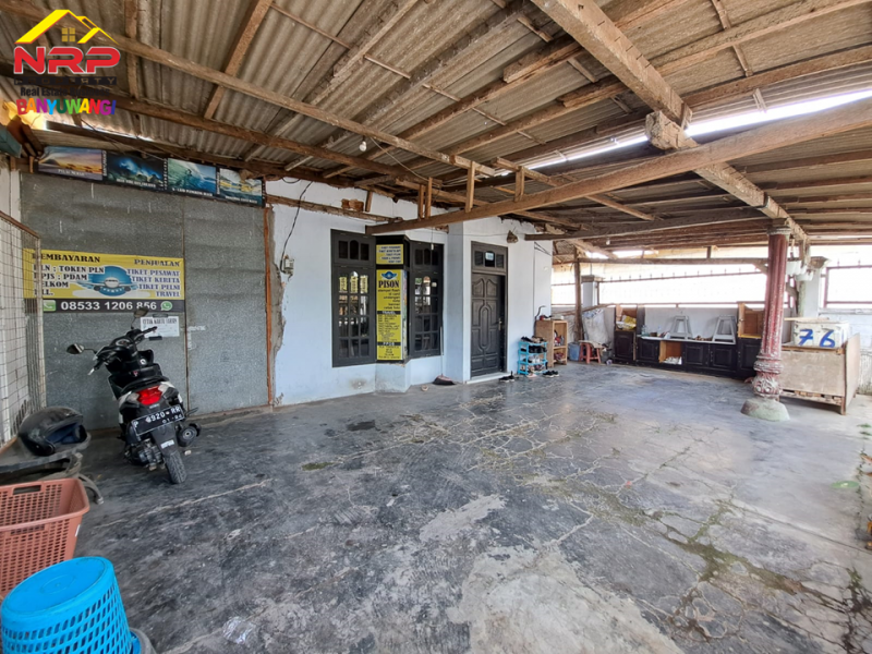 Dijual Tanah Bonus Bangunan di Tepi  JL. Raya Jember  - Banyuwangi  Dijual Tanah Bonus Bangunan di Tepi  JL. Raya Jember  - Banyuwangi  Dijual Tanah Bonus Bangunan di Tepi&nbsp; JL. Raya Jember&nbsp; - Banyuwangi&nbsp;
Lokasi strategis Berada di kawasan bisnis dan pertokoan.&nbsp;
Dekat NRP BANYUWANGI