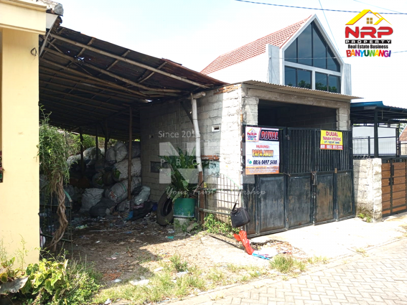 Dijual Tanah Bonus Bangunan Gudang 100 Meter dari Jl. Utama Yos Sudarso Dijual Tanah Bonus Bangunan Gudang 100 Meter dari Jl. Utama Yos Sudarso Dijual Tanah Bonus Bangunan Gudang 100 Meter dari Jl. Utama Yos Sudarso
Terletak di Lingkungan Hotel&nbsp; dan Kawasan Bisnis Komersial

Luas Tanah : 122 NRP BANYUWANGI