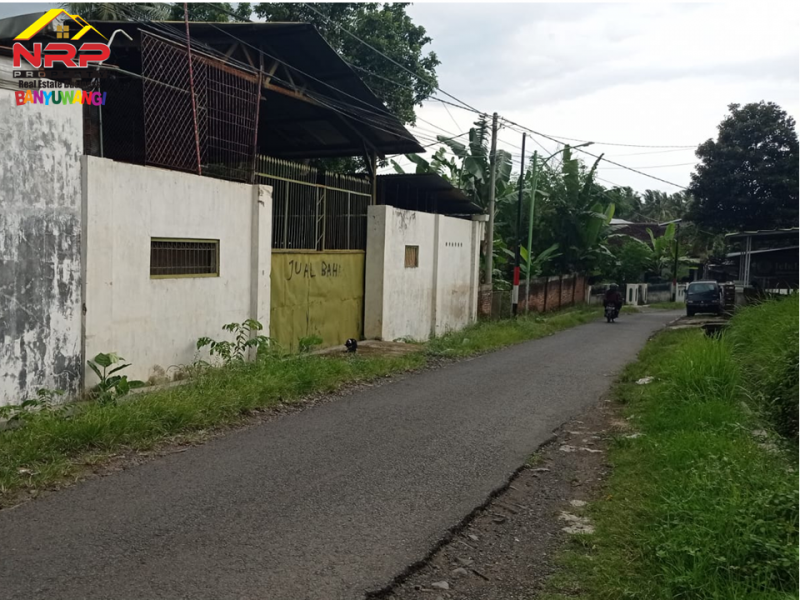Dijual Tanah Bonus Bangunan Gudang 50 Meter dari JL. S Parman  Dijual Tanah Bonus Bangunan Gudang 50 Meter dari JL. S Parman  Dijual Tanah Bonus Bangunan Gudang 50 Meter dari JL. S Parman&nbsp;
Cocok untuk Gudang, Ekspedisi, Pabrik dll&nbsp;
Akses Jalan Aspal Roda NRP BANYUWANGI
