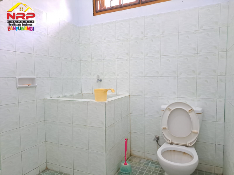 Dijual Tanah Bonus Bangunan Hunian dan Rumah Walet di Jl. Provinsi, Rogojampi  Dijual Tanah Bonus Bangunan Hunian dan Rumah Walet di Jl. Provinsi, Rogojampi  Dijual Tanah Bonus Bangunan Hunian dan Rumah Walet di Jl. Provinsi, Rogojampi&nbsp;
Lokasi Sangat Cocok Untuk Investasi, dibangun Gudang, Industri, Pabrik NRP BANYUWANGI