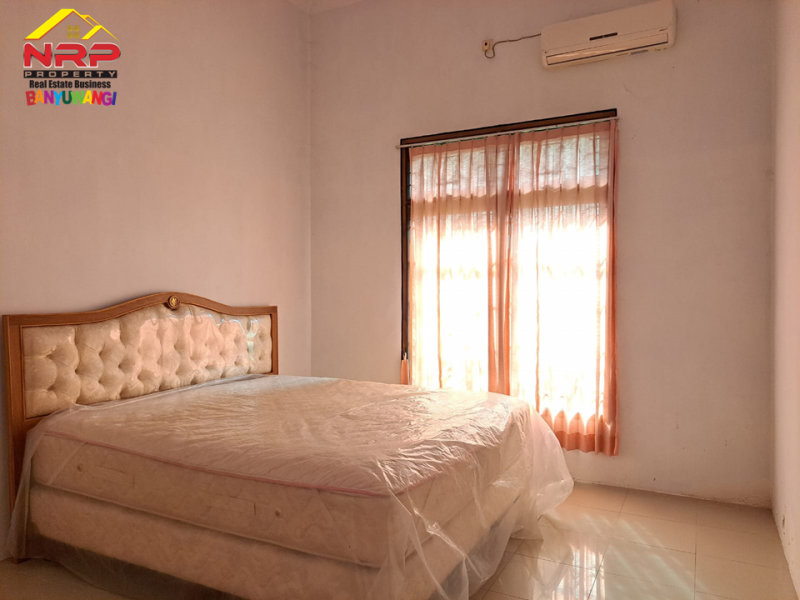 Dijual Tanah Bonus Bangunan Hunian dan Rumah Walet di Jl. Provinsi, Rogojampi  Dijual Tanah Bonus Bangunan Hunian dan Rumah Walet di Jl. Provinsi, Rogojampi  Dijual Tanah Bonus Bangunan Hunian dan Rumah Walet di Jl. Provinsi, Rogojampi&nbsp;
Lokasi Sangat Cocok Untuk Investasi, dibangun Gudang, Industri, Pabrik NRP BANYUWANGI