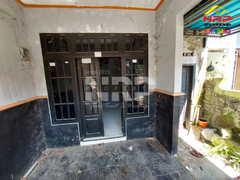 Dijual Tanah Bonus Bangunan Rumah di  Kalipuro Asri - Banyuwangi  Dijual Tanah Bonus Bangunan Rumah di  Kalipuro Asri - Banyuwangi  Dijual Tanah Bonus Bangunan Rumah di&nbsp; Kalipuro Asri - Banyuwangi&nbsp;
Hunian berada dikawasan perumahan dan bisnis aktif di Kalipuro.&nbsp;
Dekat NRP BANYUWANGI