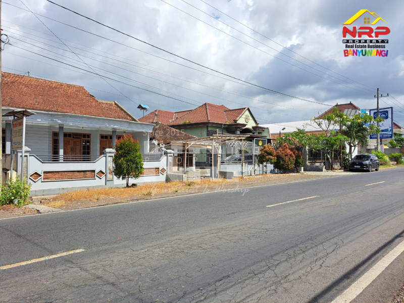 Dijual Tanah Bonus Bangunan Rumah di Tepi Jl. Srono - Muncar, Banyuwangi  Dijual Tanah Bonus Bangunan Rumah di Tepi Jl. Srono - Muncar, Banyuwangi  Dijual Tanah Bonus Bangunan Rumah di Tepi Jl. Srono - Muncar, Banyuwangi&nbsp;
Cocok untuk hunian, Kantor, Ruko, Apotik/Klinik, Butik dll.&nbsp;

Luas Tanah NRP BANYUWANGI