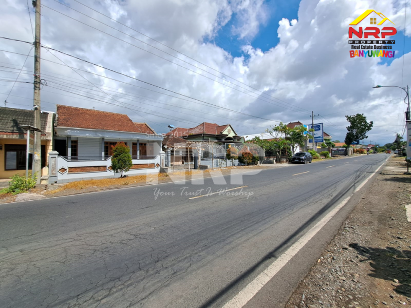 Dijual Tanah Bonus Bangunan Rumah di Tepi Jl. Srono - Muncar, Banyuwangi  Dijual Tanah Bonus Bangunan Rumah di Tepi Jl. Srono - Muncar, Banyuwangi  Dijual Tanah Bonus Bangunan Rumah di Tepi Jl. Srono - Muncar, Banyuwangi&nbsp;
Cocok untuk hunian, Kantor, Toko, Ruko, Klinik dll.&nbsp;

Luas Tanah : 200 NRP BANYUWANGI