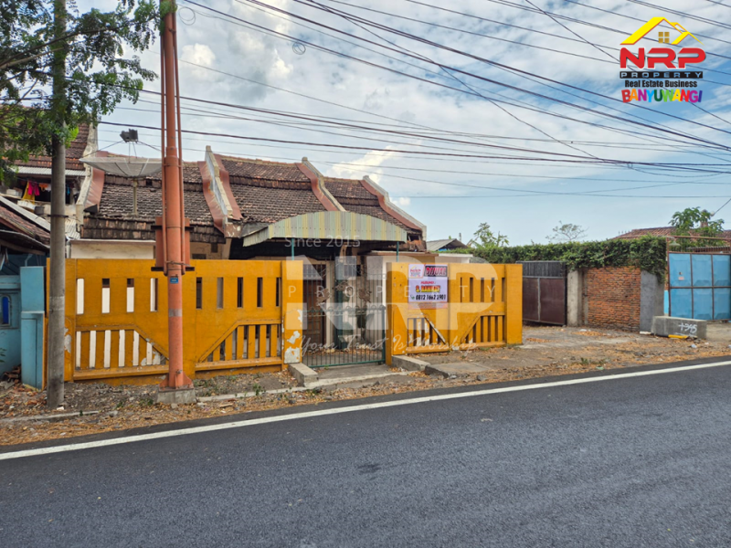 Dijual Tanah Bonus Bangunan Tepi Pantai Ketapang - Banyuwangi  Dijual Tanah Bonus Bangunan Tepi Pantai Ketapang - Banyuwangi  Dijual Tanah Bonus Bangunan Tepi Pantai Ketapang - Banyuwangi&nbsp;
Terletak di 0 Jalan Raya Ketapang - Banyuwangi&nbsp;
Cocok untuk Resto, Cafe, Vila, NRP BANYUWANGI