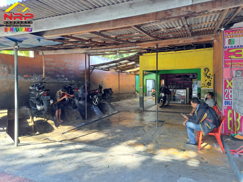 Dijual Tanah Bonus Bangunan Toko di Jl. Basuki Rahmat, Lateng - Banyuwangi  Dijual Tanah Bonus Bangunan Toko di Jl. Basuki Rahmat, Lateng - Banyuwangi  Dijual Tanah Bonus Bangunan Toko di Jl. Basuki Rahmat, Lateng - Banyuwangi
Terletak di Pusat Kota dan Kawasan Bisnis Aktif di Kota Banyuwangi

Luas Tanah : NRP BANYUWANGI