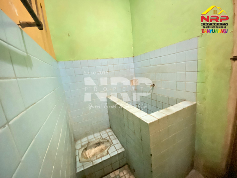 Dijual Tanah dengan Bangunan di Jl. Utama Rogojampi - Banyuwangi  Dijual Tanah dengan Bangunan di Jl. Utama Rogojampi - Banyuwangi  Dijual Tanah dengan Bangunan di Jl. Utama Rogojampi - Banyuwangi&nbsp;
500 meter dari Kampus Poltek Banyuwangi. Lokasi Sangat Cocok Untuk Investasi, dibangun NRP BANYUWANGI
