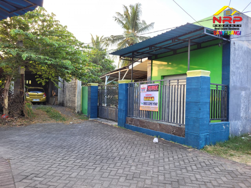 Dijual Tanah dengan bangunan toko hook di Rogojampi - Banyuwangi  Dijual Tanah dengan bangunan toko hook di Rogojampi - Banyuwangi  Dijual Tanah dengan bangunan toko hook di Rogojampi - Banyuwangi&nbsp;
Bangunan masih layak huni, tanah sisa masih luas
Bisa digunakan untuk hunian pribadi NRP BANYUWANGI