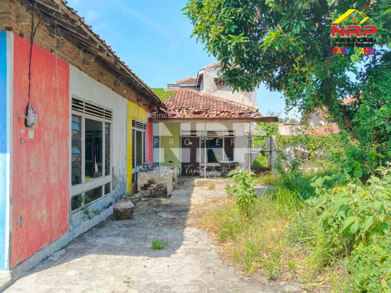 Dijual Tanah di Tengah Kota Banyuwangi, Karangrejo  Jual tanah di karangrejo banyuwangi  Dijual Tanah di Tengah Kota Banyuwangi, Karangrejo&nbsp;
Dekat sentra kuliner Naga bulan. Dekat dengan pasar karangrejo.&nbsp;

Luas Tanah : +/- 470 NRP BANYUWANGI