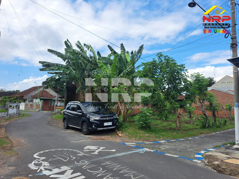 Dijual Tanah Hook di Tengah Kota Banyuwangi.  Dijual Tanah Hook di Tengah Kota Banyuwangi.  Dijual Tanah Hook di Tengah Kota Banyuwangi.&nbsp;
Belakang RSUD Blambangan, Dekat dengan stadion, Akses Jl. Aspal&nbsp;

Luas Tanah : 250 NRP BANYUWANGI