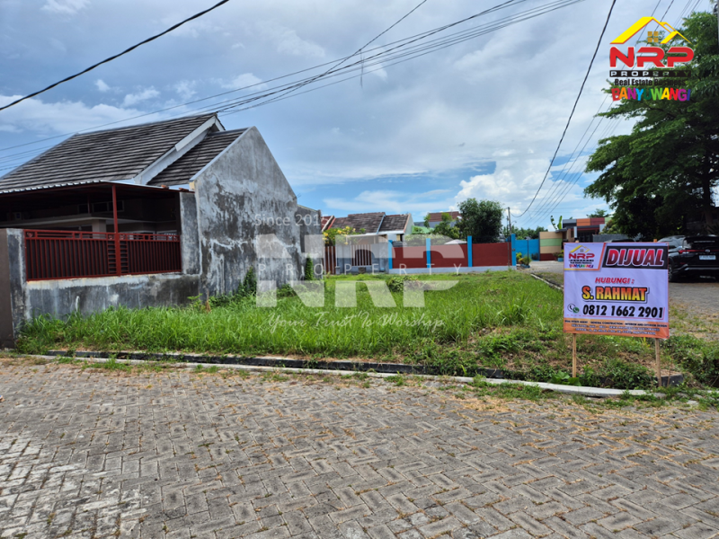 Dijual Tanah Hook di Tengah Kota Karangrejo Tanah Hook di Tengah Kota Karangrejo Dijual Tanah Hook di Tengah Kota Karangrejo!
Lokasi super strategis, cocok untuk hunian maupun usaha.
Akses jalan lebar, lingkungan sudah ramai.
Jarang ada, NRP BANYUWANGI
