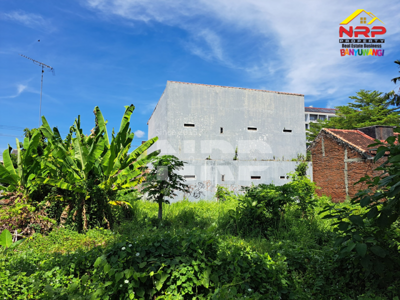 Dijual Tanah Hook Siap Bangun Di Belakang Hotel Santika Banyuwangi Jual tanah di Banyuwangi Kota belakang santika  Dijual Tanah Hook Siap Bangun Di Belakang Hotel Santika Banyuwangi
40 meter dari Jl. Ikan Layur Banyuwangi&nbsp;
Lokasi Strategis, Cocok Untuk di Bangun NRP BANYUWANGI