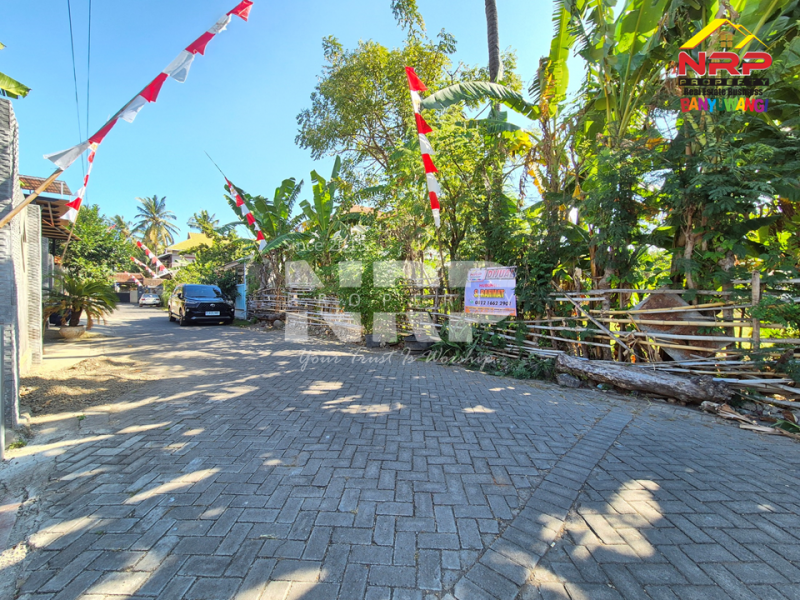 Dijual Tanah Kavling di Depan Stasiun Kreta Api Ketapang - Banyuwangi Dijual Tanah Kavling di Depan Stasiun Kreta Api Ketapang - Banyuwangi Dijual Tanah Kavling di Depan Stasiun Kreta Api Ketapang - Banyuwangi
Sangat Cocok Untuk Resto, Home Stay, Gues house, Rumah Kos dan Lainnya ( Jika di Bangun NRP BANYUWANGI