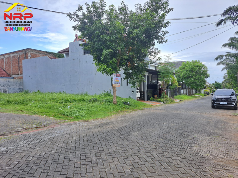 Dijual Tanah Kavling Murah Exclusive Hook Di Perumahan Elit Mendut Regency Banyuwangi Dijual Tanah Kavling Murah Exclusive Hook Di Perumahan Elit Mendut Regency Banyuwangi Dijual Tanah Kavling Exclusive Hook Di Perumahan Elit Mendut Regency Banyuwangi
Lokasi Strategis terletak di Pusat Kota Banyuwangi. Bersebelahan dengan NRP BANYUWANGI