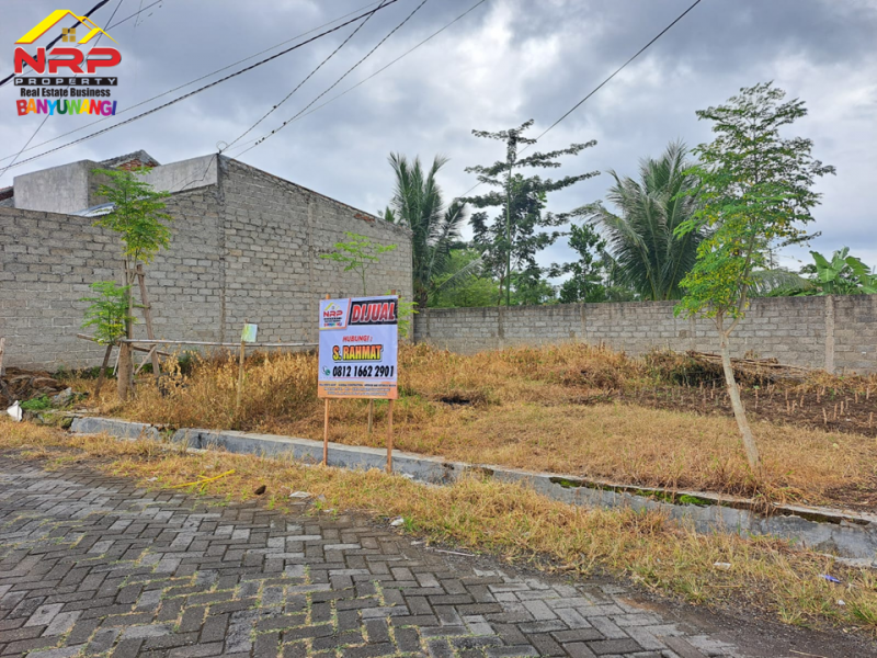 Dijual Tanah Kavling Murah Siap Bangun  di Jalan Lintas Barat Rogojampi  - Banyuwangi Dijual Tanah Kavling Murah Siap Bangun  di Jalan Lintas Barat Rogojampi  - Banyuwangi Dijual Tanah Kavling Murah Siap Bangun&nbsp; di Jalan Lintas Barat Rogojampi&nbsp; - Banyuwangi
Tanah Strategis dekat dengan fasilitas perbelanjaan dan pasar NRP BANYUWANGI
