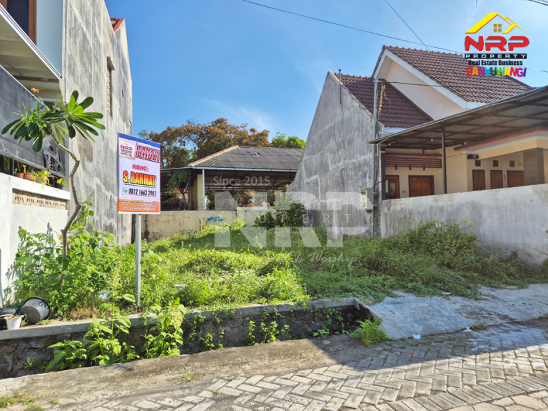 Dijual Tanah Kavling Siap Bangun Strategis di Perum. JPS Brawijaya - Banyuwangi Dijual Tanah Kavling Siap Bangun Strategis di Perum. JPS Brawijaya - Banyuwangi Dijual Tanah Kavling Siap Bangun Strategis di Perum. JPS Brawijaya - Banyuwangi
Lokasi Sangat Strategis di Belakang POLRESTA Banyuwangi.&nbsp;
Cocok untuk NRP BANYUWANGI