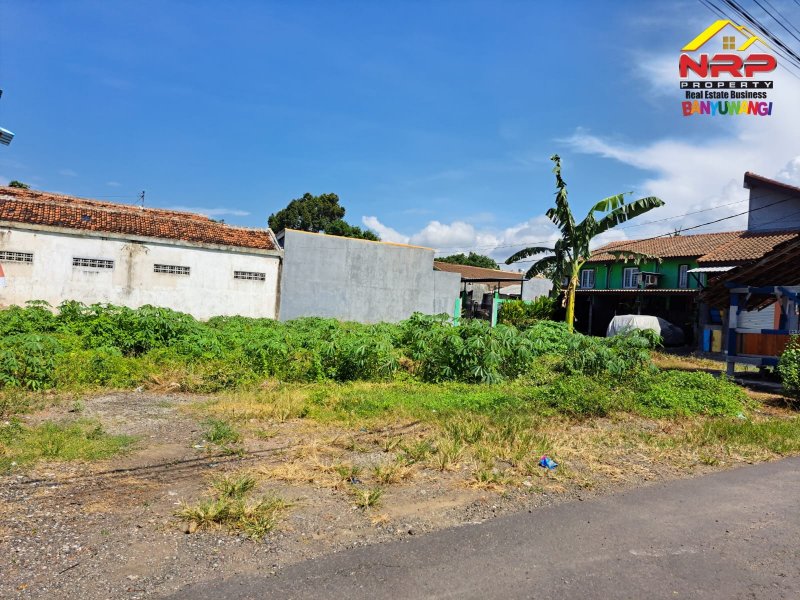 Dijual Tanah Kavling Strategis 50 Meter dari Jl. Adi Sucipto - Bwi Dijual Tanah Kavling Strategis 50 Meter dari Jl. Adi Sucipto - Bwi Dijual Tanah Kavling Strategis 50 Meter dari Jl. Adi Sucipto - Bwi
Lokasi di Area Kos - Kosan sangan cocok untuk investasi pasive NRP BANYUWANGI