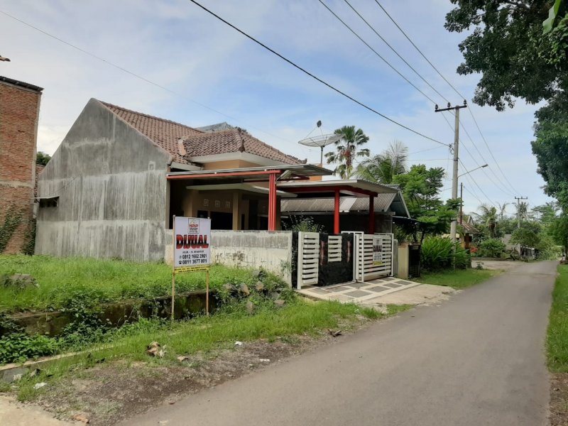 Dijual Tanah Kavling Strategis Cocok Untuk Investasi Dekat JATIM PARK Banyuwangi Dijual Tanah Kavling Strategis Cocok Untuk Investasi Dekat JATIM PARK Banyuwangi Dijual Tanah Kavling Strategis Cocok Untuk Investasi Dekat JATIM PARK Banyuwangi
Lokasi Strategis, Nyaman dan Asri dengan Akses jalan Aspal 100 Meter dari Jl. NRP BANYUWANGI