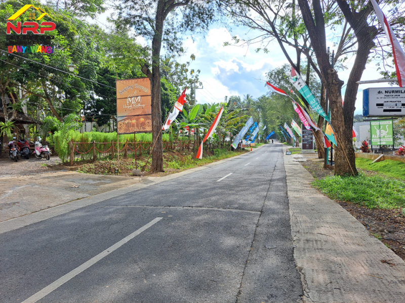 Dijual Tanah Kebun Produktif  di tepi Jln. Raya Ijen - Banyuwangi Dijual Tanah Kebun Produktif  di tepi Jln. Raya Ijen - Banyuwangi Dijual Tanah Kebun Produktif&nbsp; di tepi Jln. Raya Ijen - Banyuwangi
Terletak di kawasan wisata&nbsp; Akbar Zoo Banyuwangi.
Cocok untuk hotel, NRP BANYUWANGI