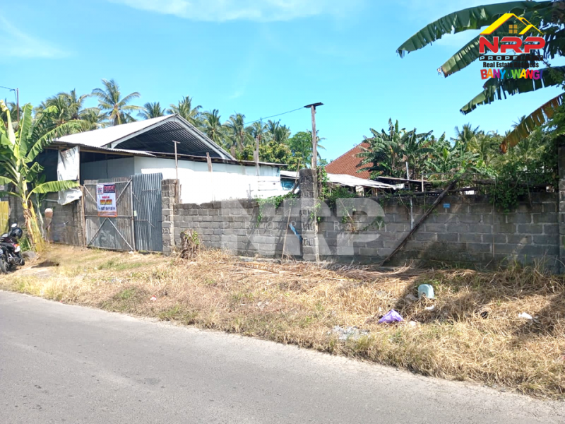 Dijual Tanah Kering Strategis 500 Meter dari Jl. Utama Dadapan - Banyuwangi  Dijual Tanah Kering Strategis 500 Meter dari Jl. Utama Dadapan - Banyuwangi  Dijual Tanah Kering Strategis 500 Meter dari Jl. Utama Dadapan - Banyuwangi&nbsp;
Cocok untuk Pengembangan Kawasan Perumahan. Dekat dengan wisata Banyuwangi NRP BANYUWANGI