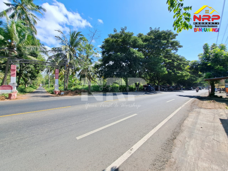 Dijual Tanah Kering Strategis di Tepi Jalan Gatot Subroto - Banyuwangi Dijual Tanah Kering Strategis di Tepi Jalan Gatot Subroto - Banyuwangi Dijual Tanah Kering Strategis di Tepi Jalan Gatot Subroto - Banyuwangi
Lokasi Sangat Strategis 0 Jalan Provinsi Banyuwangi - Situbondo
Depan PT WBS NRP BANYUWANGI