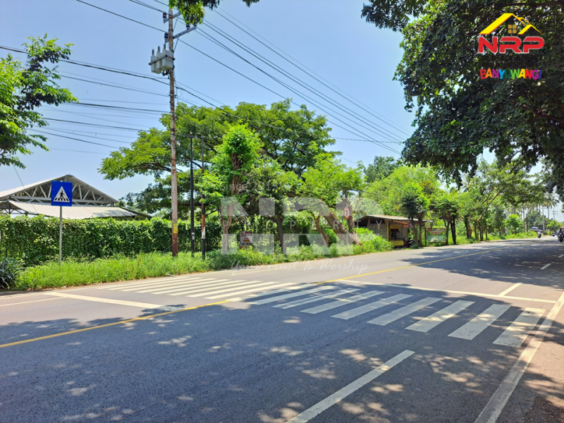 Dijual Tanah Kering Strategis di Tepi Jalan Gatot Subroto - Banyuwangi Dijual Tanah Kering Strategis di Tepi Jalan Gatot Subroto - Banyuwangi Dijual Tanah Kering Strategis di Tepi Jalan Gatot Subroto - Banyuwangi
Lokasi Sangat Strategis 0 Jalan Provinsi Banyuwangi - Situbondo
Sebelah PT WBS NRP BANYUWANGI