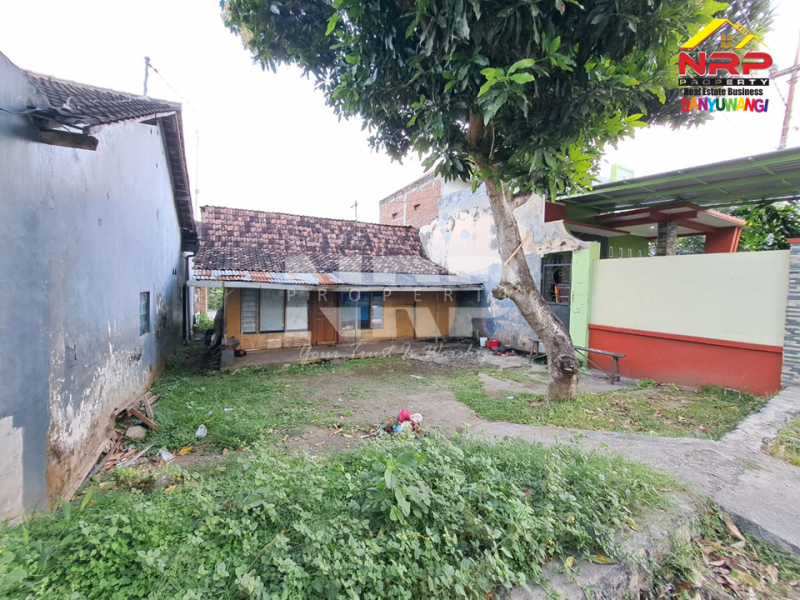 Dijual Tanah Komersil Strategis di tepi Jl. Banjarsari, Glagah  - Banyuwangi  Dijual Tanah Komersil Strategis di tepi Jl. Banjarsari, Glagah  - Banyuwangi  Dijual Tanah Komersil Strategis di Banjarsari - Banyuwangi&nbsp;
Akses Jln.Utama Litjen Banyuwangi. Cocok untuk hunian atau komersil NRP BANYUWANGI