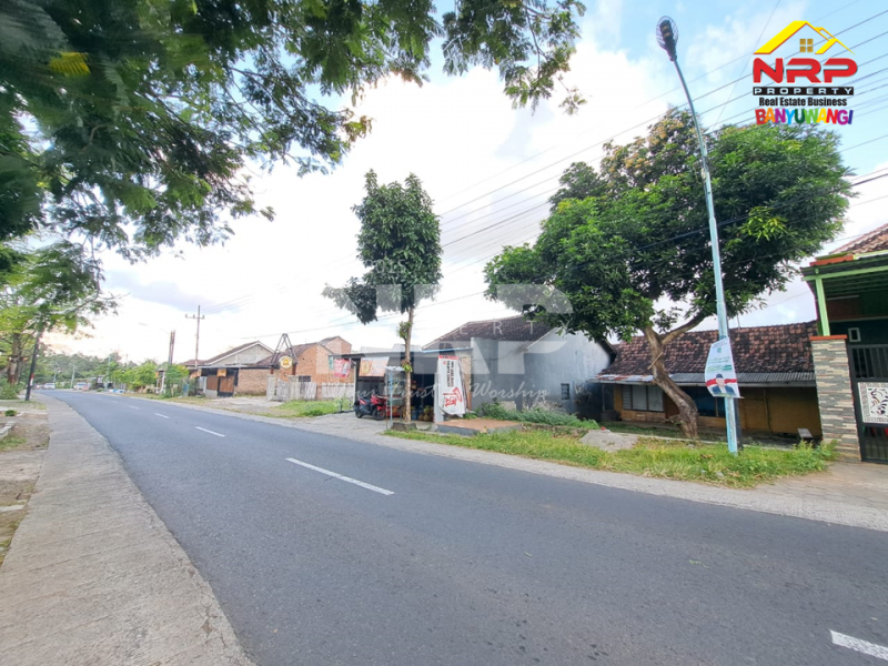 Dijual Tanah Komersil Strategis di tepi Jl. Banjarsari, Glagah  - Banyuwangi  Dijual Tanah Komersil Strategis di tepi Jl. Banjarsari, Glagah  - Banyuwangi  Dijual Tanah Komersil Strategis di Banjarsari - Banyuwangi&nbsp;
Akses Jln.Utama Litjen Banyuwangi. Cocok untuk hunian atau komersil NRP BANYUWANGI