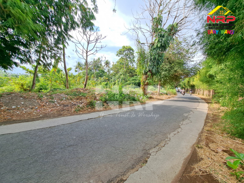 Dijual Tanah Luas di Jl. Trenggono, Kebalenan - Banyuwangi  Dijual Tanah Luas di Jl. Trenggono, Kebalenan - Banyuwangi  Dijual Tanah Luas di Jl. Trenggono, Kebalenan - Banyuwangi&nbsp;
Tanah berada dikawasan Perumahan, Berada di Depan Vila Ijen Estate.&nbsp;

Luas Tanah : NRP BANYUWANGI