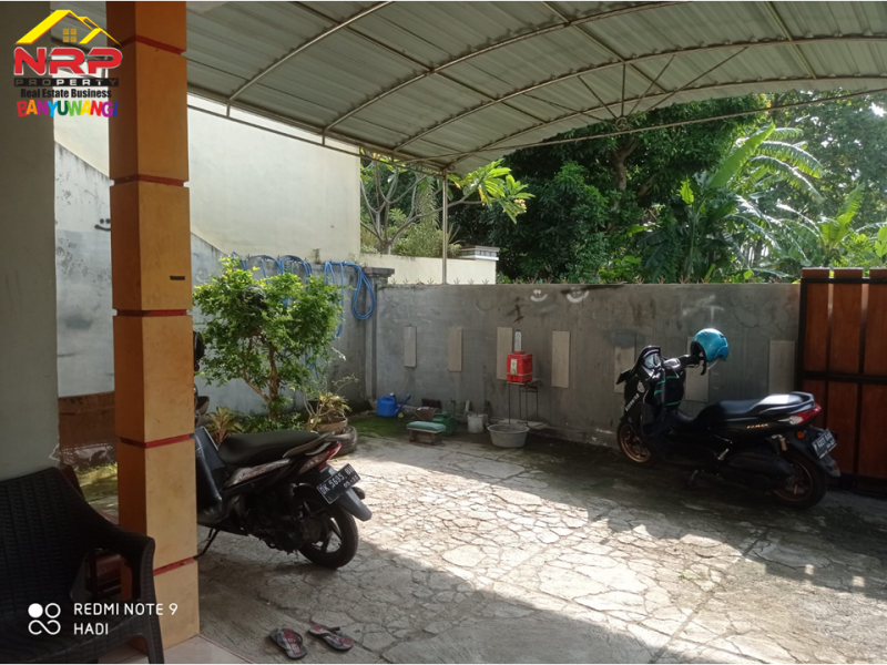 Dijual Tanah Murah Bonus Bangunan Strategis  di tengah kota Banyuwangi  Dijual Tanah Murah Bonus Bangunan Strategis  di tengah kota Banyuwangi  Dijual Tanah Murah Bonus Bangunan Strategis&nbsp; di tengah kota Banyuwangi&nbsp;
Lingkungan komersil, perumahan dan bisnis aktif Banyuwangi.&nbsp;
Dekat NRP BANYUWANGI