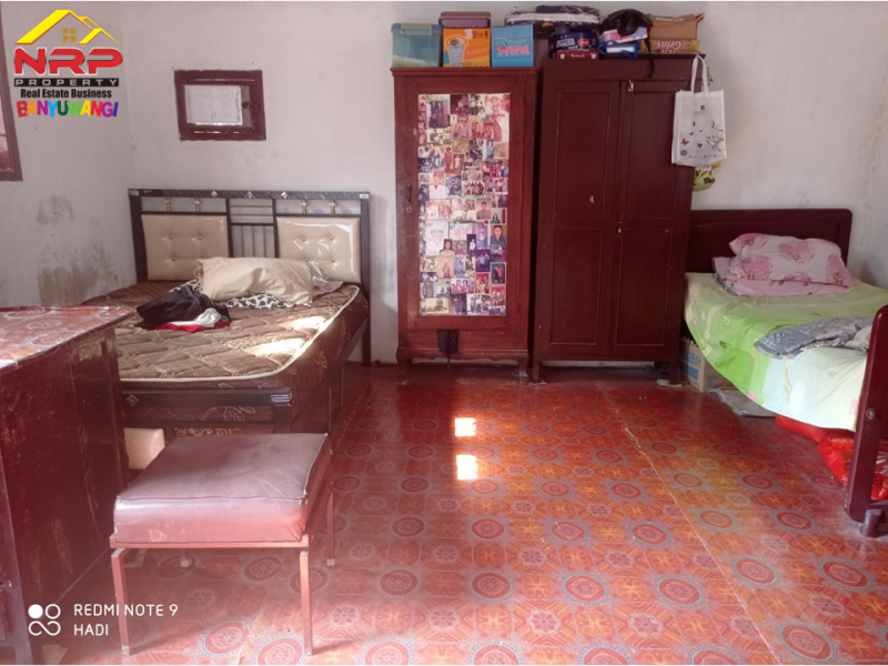 Dijual Tanah Murah Bonus Bangunan Strategis  di tengah kota Banyuwangi  Dijual Tanah Murah Bonus Bangunan Strategis  di tengah kota Banyuwangi  Dijual Tanah Murah Bonus Bangunan Strategis&nbsp; di tengah kota Banyuwangi&nbsp;
Lingkungan komersil, perumahan dan bisnis aktif Banyuwangi.&nbsp;
Dekat NRP BANYUWANGI