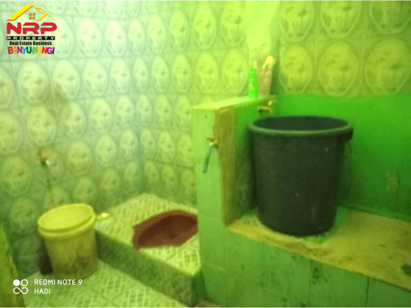 Dijual Tanah Murah Bonus Bangunan Strategis  di tengah kota Banyuwangi  Dijual Tanah Murah Bonus Bangunan Strategis  di tengah kota Banyuwangi  Dijual Tanah Murah Bonus Bangunan Strategis&nbsp; di tengah kota Banyuwangi&nbsp;
Lingkungan komersil, perumahan dan bisnis aktif Banyuwangi.&nbsp;
Dekat NRP BANYUWANGI