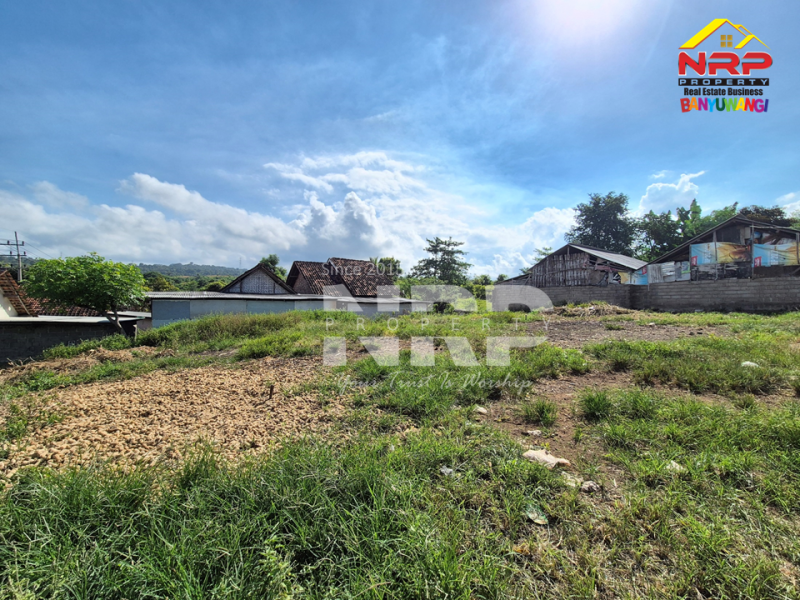Dijual Tanah Murah di Bangsring - Banyuwangi  Dijual Tanah Murah di Bangsring Wongsorejo - Banyuwangi  Dijual Tanah Murah di Bangsring - Banyuwangi&nbsp;
Dekat dengan Pantai Grand Watudodol, Cocok untuk garasi, gudang, dll.&nbsp;

Luas Tanah : 820 NRP BANYUWANGI