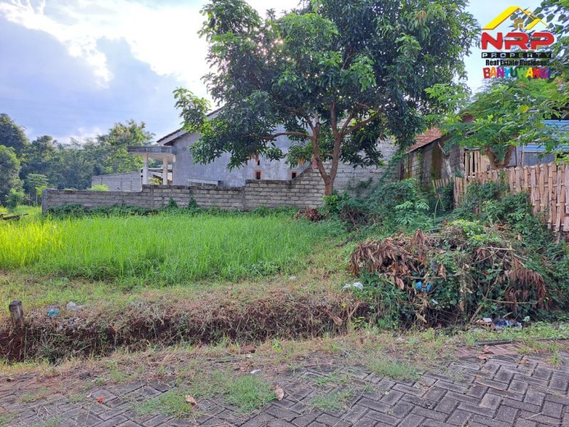 Dijual Tanah Murah Siap Bangun di Kalipuro - Banyuwangi  Dijual Tanah Murah Siap Bangun di Kalipuro - Banyuwangi  Dijual Tanah Murah Siap Bangun di Kalipuro - Banyuwangi &nbsp;
Cocok Untuk Hunian , Padat Penduduk. Lingkungan Asri, Nyaman dan Aman.

Luas Tanah : 86 NRP BANYUWANGI