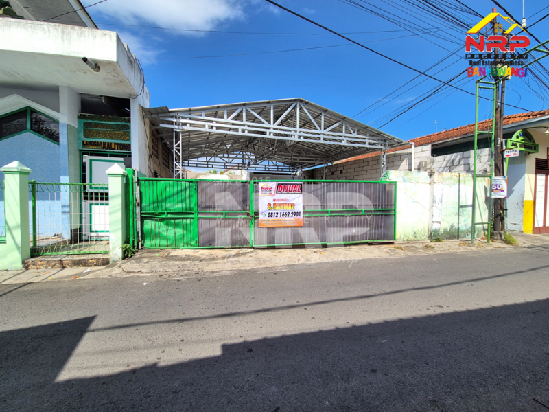 Dijual Tanah Prospek di Dekat Taman Sritanjung - Banyuwangi  Dijual Tanah Prospek di Dekat Taman Sritanjung - Banyuwangi  Dijual Tanah Prospek di Dekat Taman Sritanjung - Banyuwangi&nbsp;
Terletak di kawasan sentra bisnis dan pertokoan&nbsp;
Cocok untuk Toko, Gudang, expedisi NRP BANYUWANGI