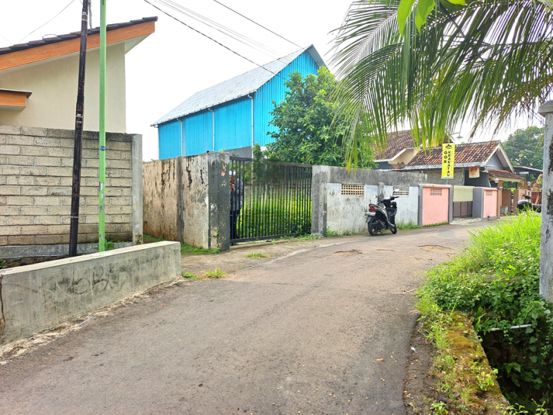 Dijual Tanah Prospek di Singotrunan - Banyuwangi  Dijual Tanah Prospek di Singotrunan - Banyuwangi  Dijual Tanah Prospek di Singotrunan - Banyuwangi&nbsp;
Berada di tengah kota Banyuwangi. Dekat dengan di kawasan pendidikan dan perumahan&nbsp;

Luas Tanah NRP BANYUWANGI