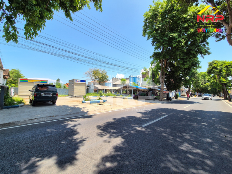 Dijual Tanah Prospek di tepi Jl. MH Thamrin - Banyuwangi  Dijual Tanah Prospek di tepi Jl. MH Thamrin - Banyuwangi  Dijual Tanah Prospek di tepi Jl. MH Thamrin - Banyuwangi&nbsp;
Cocok untuk pembukaan cluster baru, kompleks ruko, Gudang dll&nbsp;

Luas Tanah : 1500 NRP BANYUWANGI