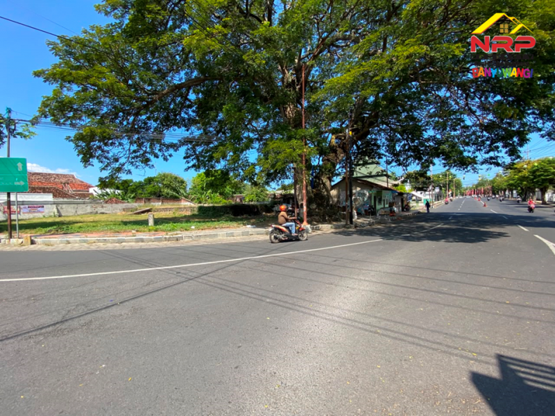 Dijual Tanah Prospek Siap Bangun di Banyuwangi Kota  Dijual Tanah Prospek Siap Bangun di Banyuwangi Kota  Dijual Tanah Prospek Siap Bangun di Banyuwangi Kota&nbsp;
Terletak di Pusat Kota, Kawasan Bisnis Aktif di Kota Banyuwangi
Dekat dengan pasar besar NRP BANYUWANGI