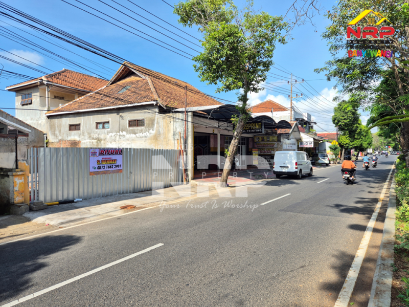 Dijual Tanah Pusat Kota di JL. Adi Sucipto - Banyuwangi Dijual Tanah Pusat Kota di JL. Adi Sucipto - Banyuwangi Dijual Tanah Pusat Kota di JL. Adi Sucipto - Banyuwangi
Lokasi terletak di Ruas Jalan Utama Kota Banyuwangi
Lingkungan Kantor Dinas Pemerintahan, Komersial NRP BANYUWANGI
